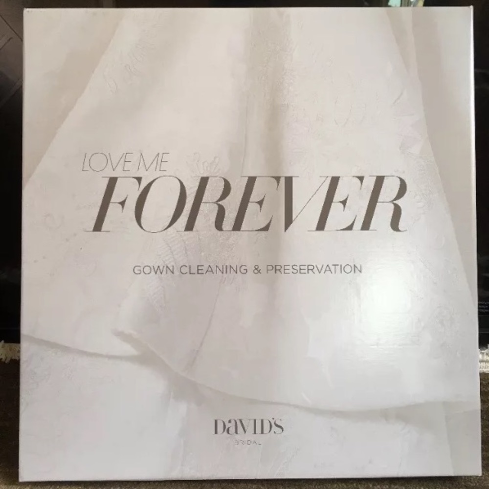 David’s bridal gown cleaning and preservation kit